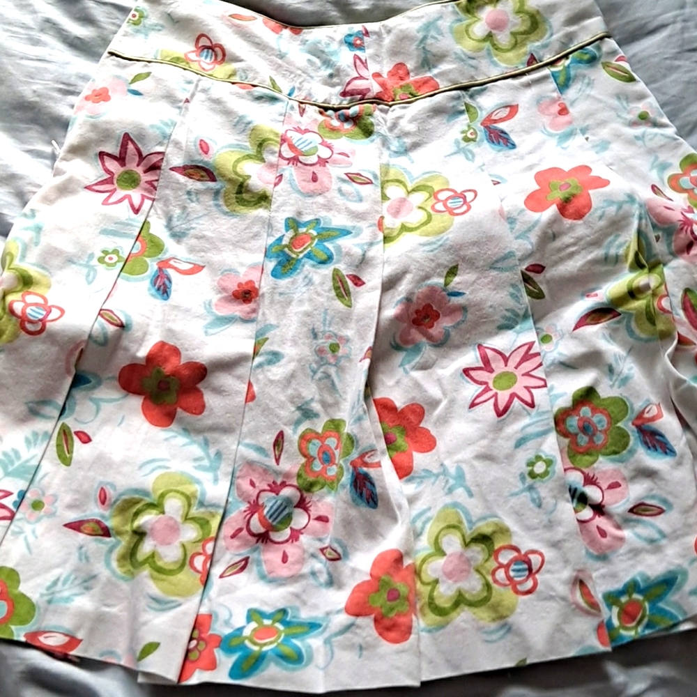 Liquid flower skirt